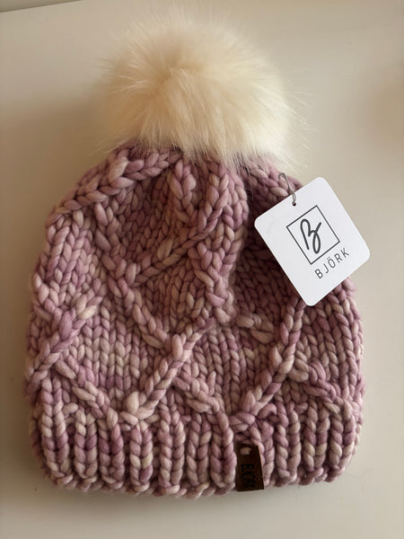 Alda Hat With Pom Pom