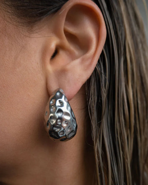 Doheny Stud Earrings