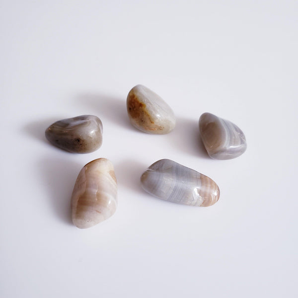 Banded Agate Tumbled Stone - The 889 Shop